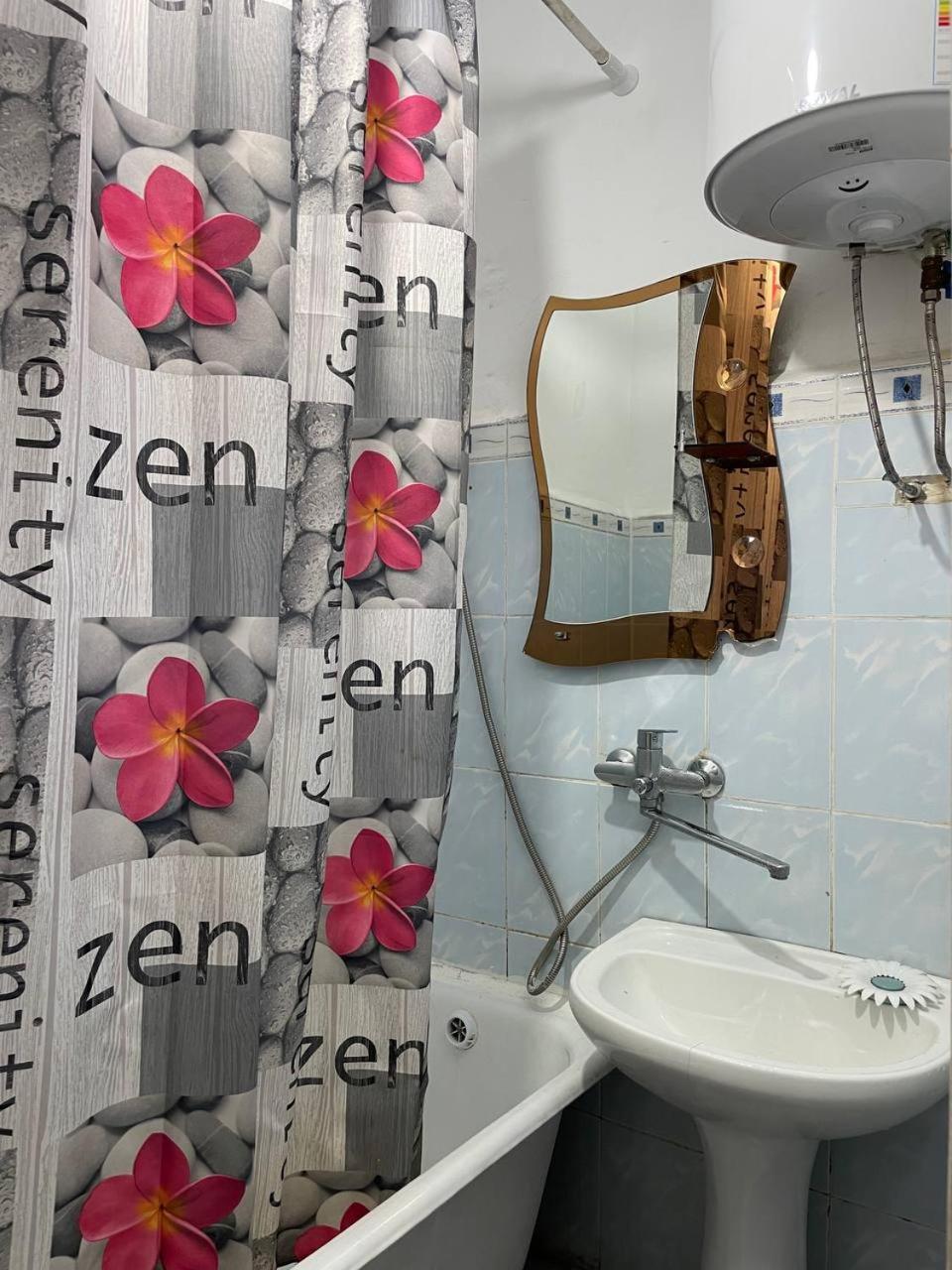 Otel Issyk-Kul Каракол Екстериор снимка