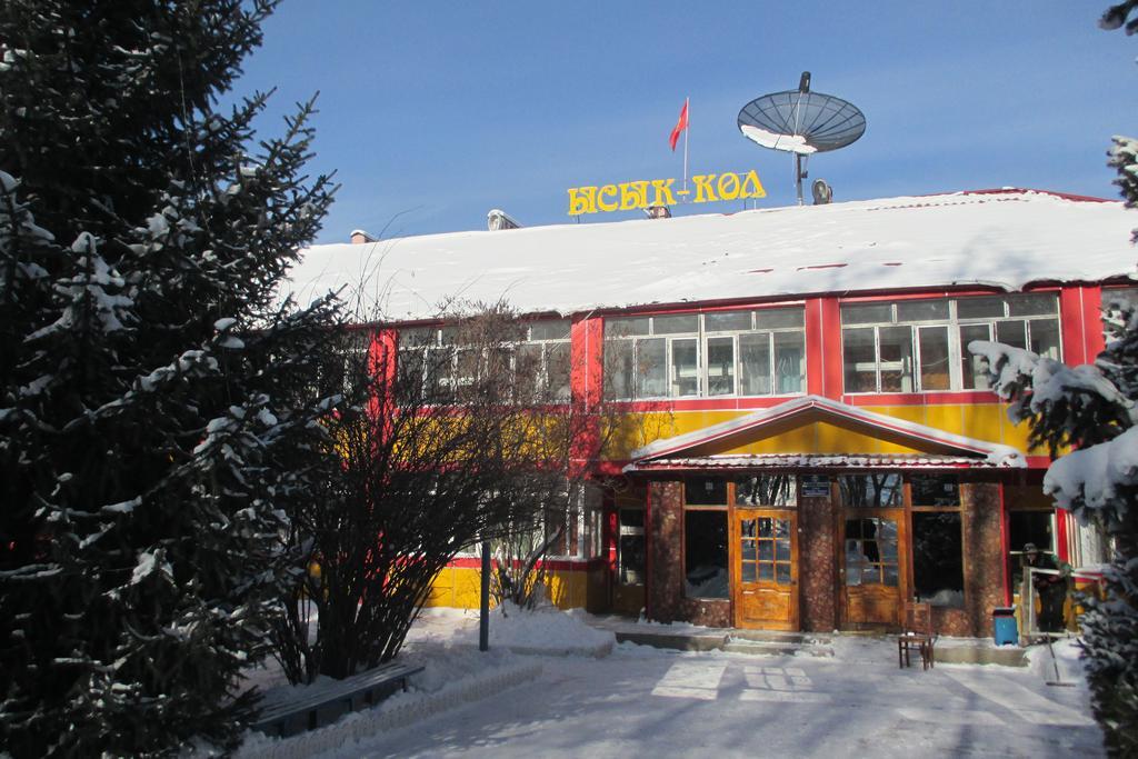 Otel Issyk-Kul Каракол Екстериор снимка