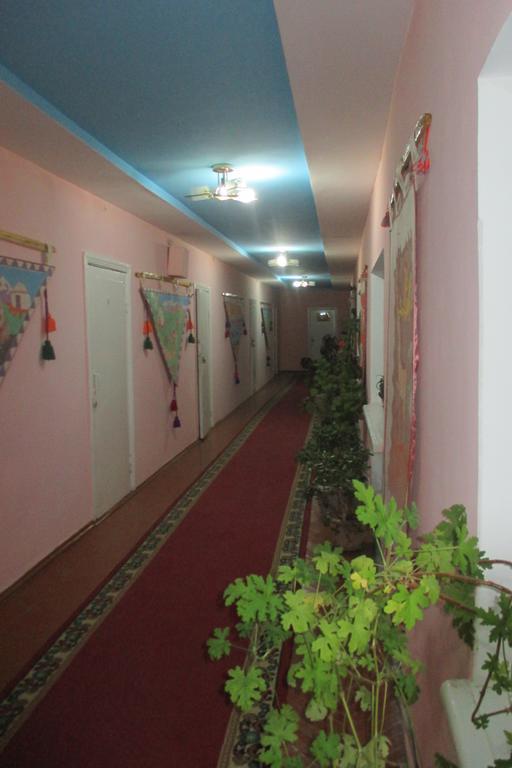 Otel Issyk-Kul Каракол Екстериор снимка
