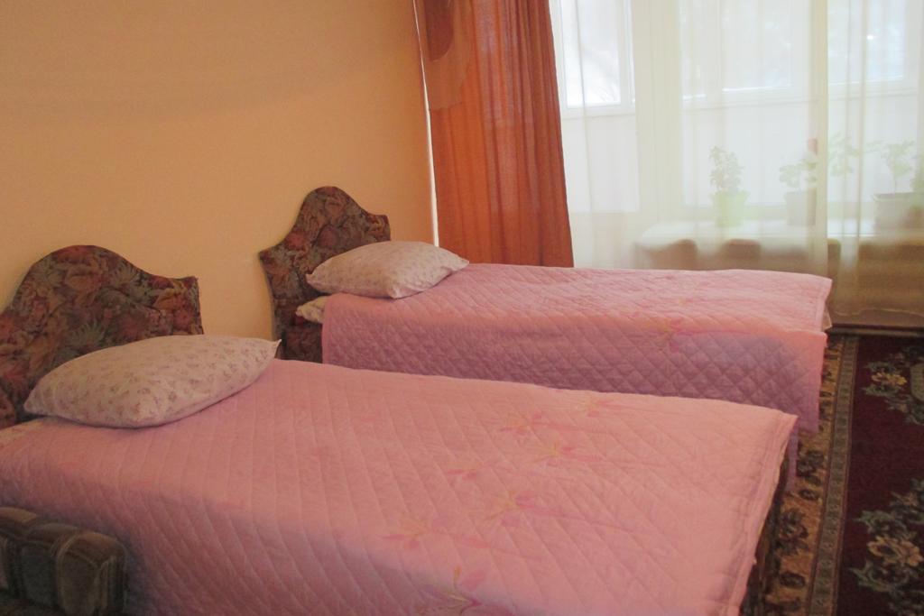 Otel Issyk-Kul Каракол Стая снимка