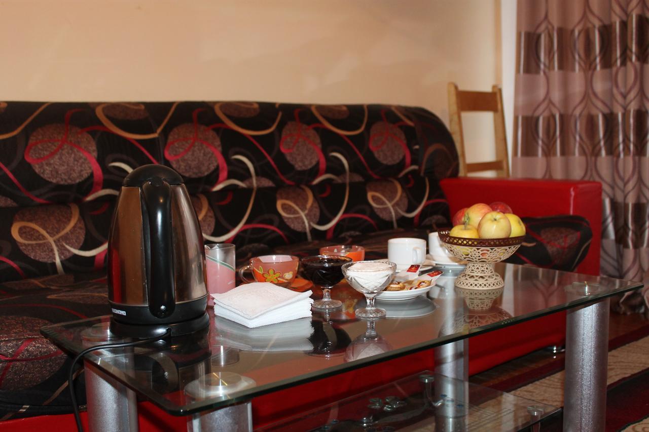 Otel Issyk-Kul Каракол Екстериор снимка